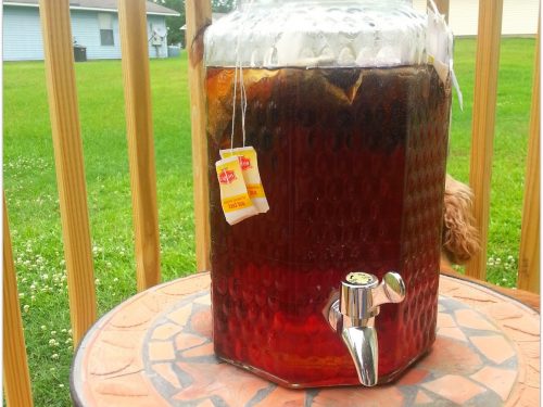 Raspberry Sun Tea – Oliver Pluff & Co