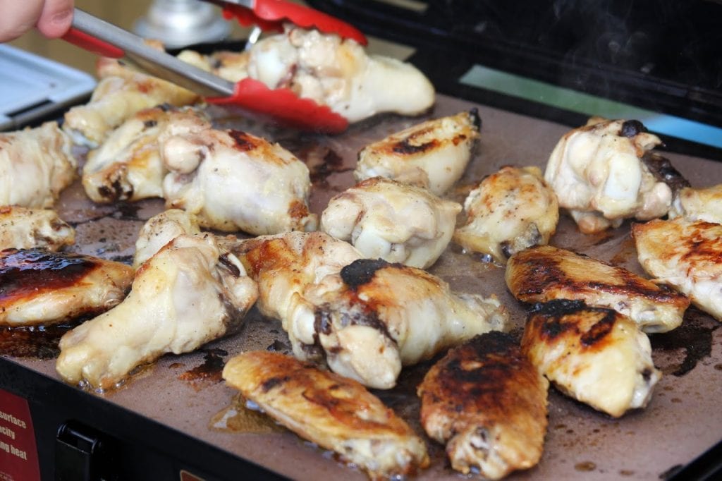 Crispy Garlic Parmesan Chicken Wings #CookoutWeek - For the Love of Food