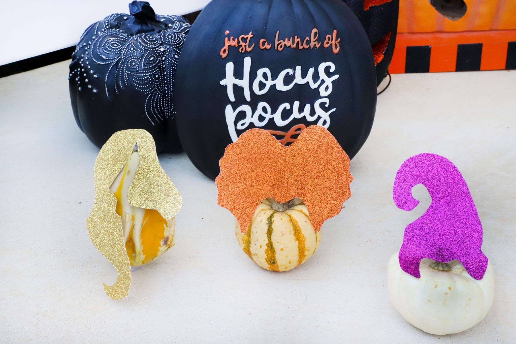 hocus pocus mini figurines