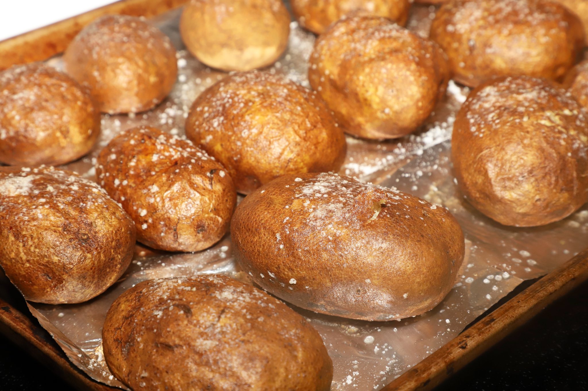 steakhouse-style-salt-crusted-baked-potato-for-the-love-of-food